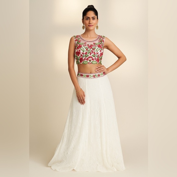 NWT Nox Anabel White Floral Embroidered Lace Maxi Skirt Crop Top Set size Large - Picture 1 of 13